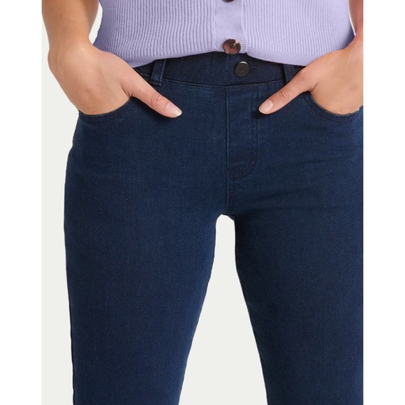 Betabrand Straight-Leg 4-Pocket Yoga Denim Jeans in Dark Indigo - Picture 2 of 14